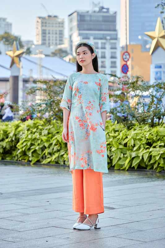 Vision Traditional Vietnamese Dress - Áo Dài Vision Tơ Hoa Cam Nền Xanh