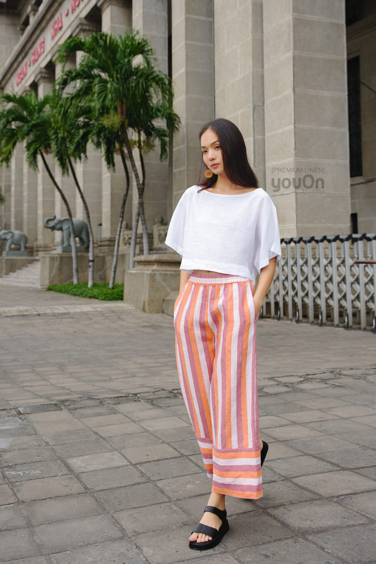 Áo Cuban Trắng- Quần Urban Sọc Cam Hồng